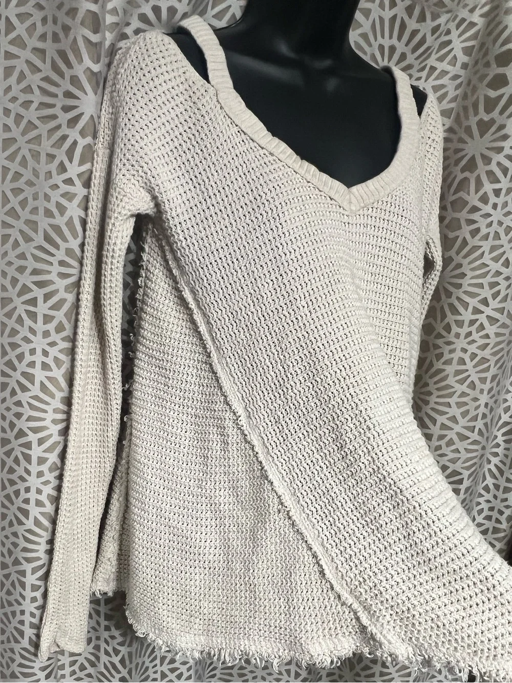 Free People Thermal Knit V-Neck Tunic Sweater Cream Raw Hem Cotton XS